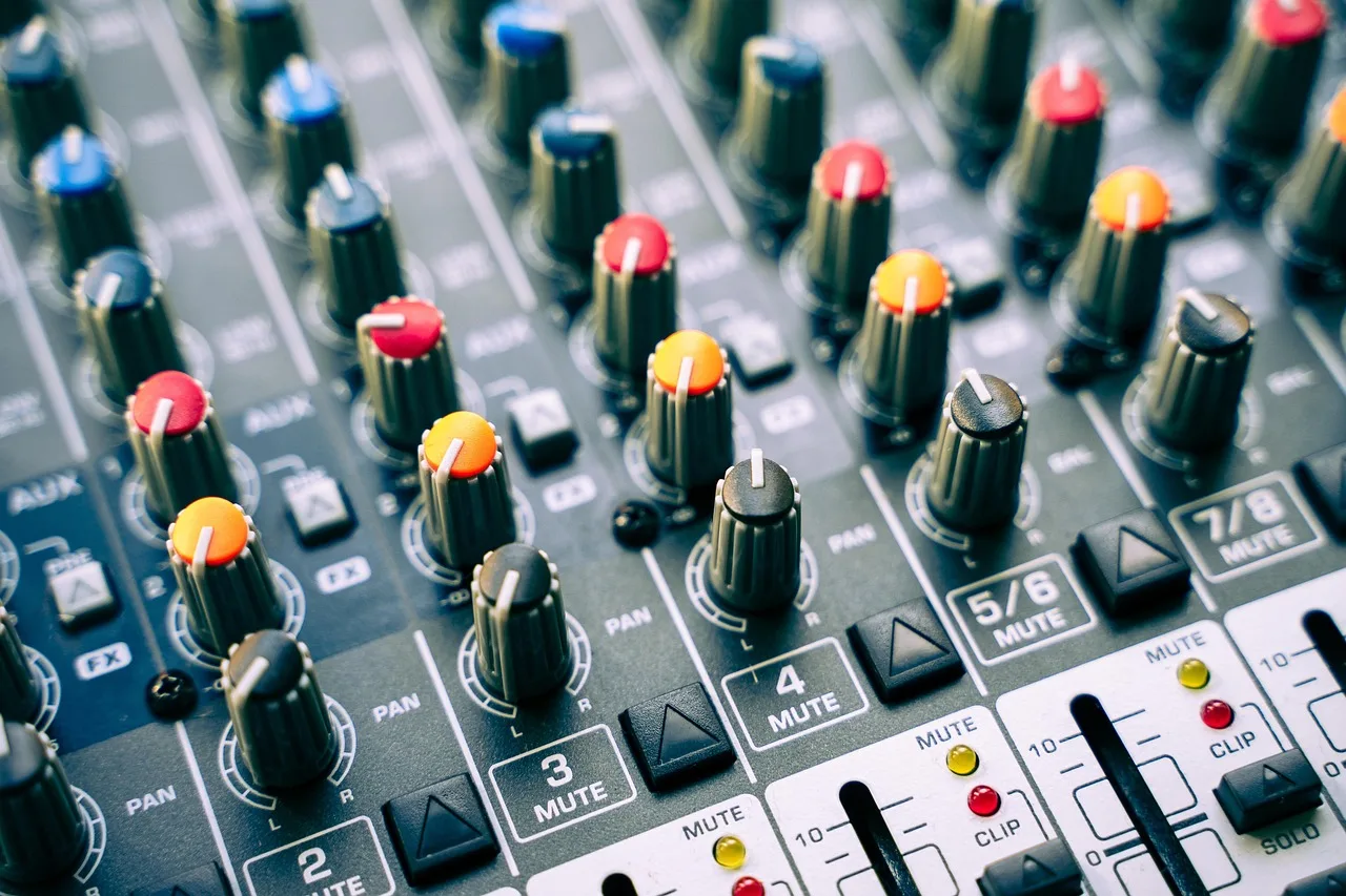 mixer, dj, music, controller, buttons, sound studio, audio, music studio, studio, sound, volume, sound mixer, entertainment, stereo, technology, recording, equipment, mix, sound system, mixer, music, music, music, music, audio, audio, audio, music studio, music studio, music studio, studio, studio, studio, studio, sound, sound, sound, sound, sound, recording. Finding affordable studio and workshop space in Montreal and Toronto