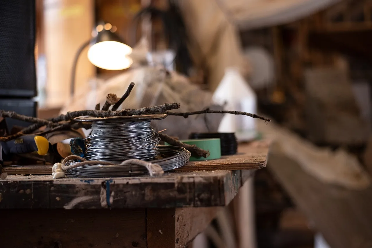 studio, art, sculpture, wire, workshop, tools, artist, sculptor, metal, clay, creation, brown tools, brown metal, artist, sculptor, sculptor, sculptor, sculptor, sculptor. Booking questions for creative stay accounts: what the brochure won't tell you