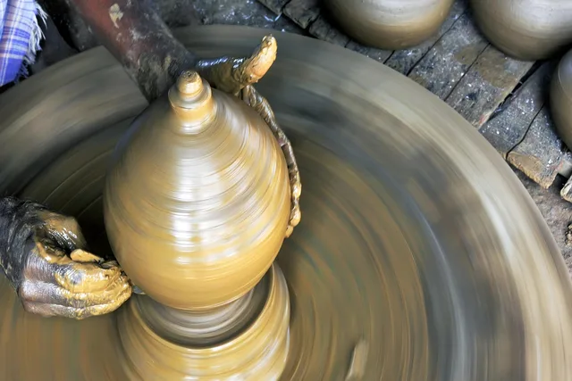 potter, clay potter, clay, pottery, craft, work, handmade, handicraft, ceramic, creativity, hand. 4 pottery retreats in Saskatoon and Halifax with named studios and prices